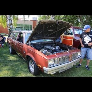 Meet your Posher, Curtis